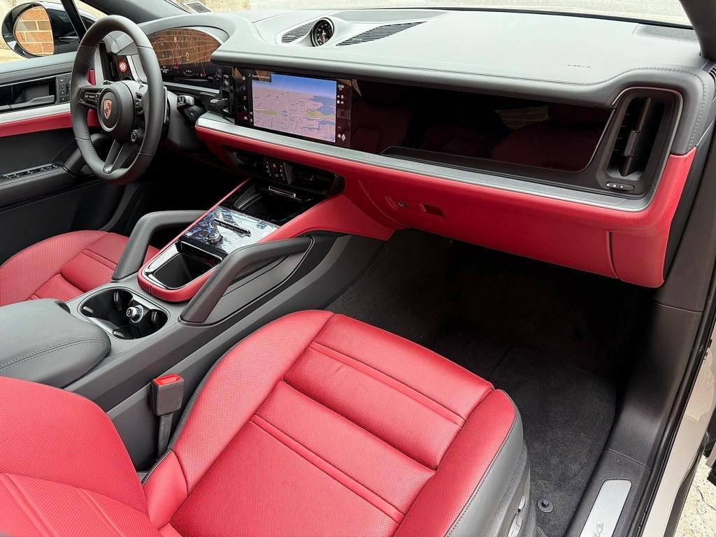 new 2025 Porsche Cayenne car, priced at $117,615