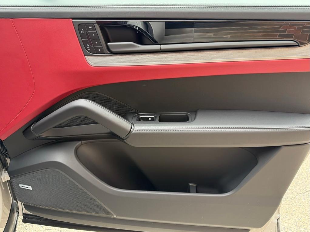 new 2025 Porsche Cayenne car, priced at $117,615