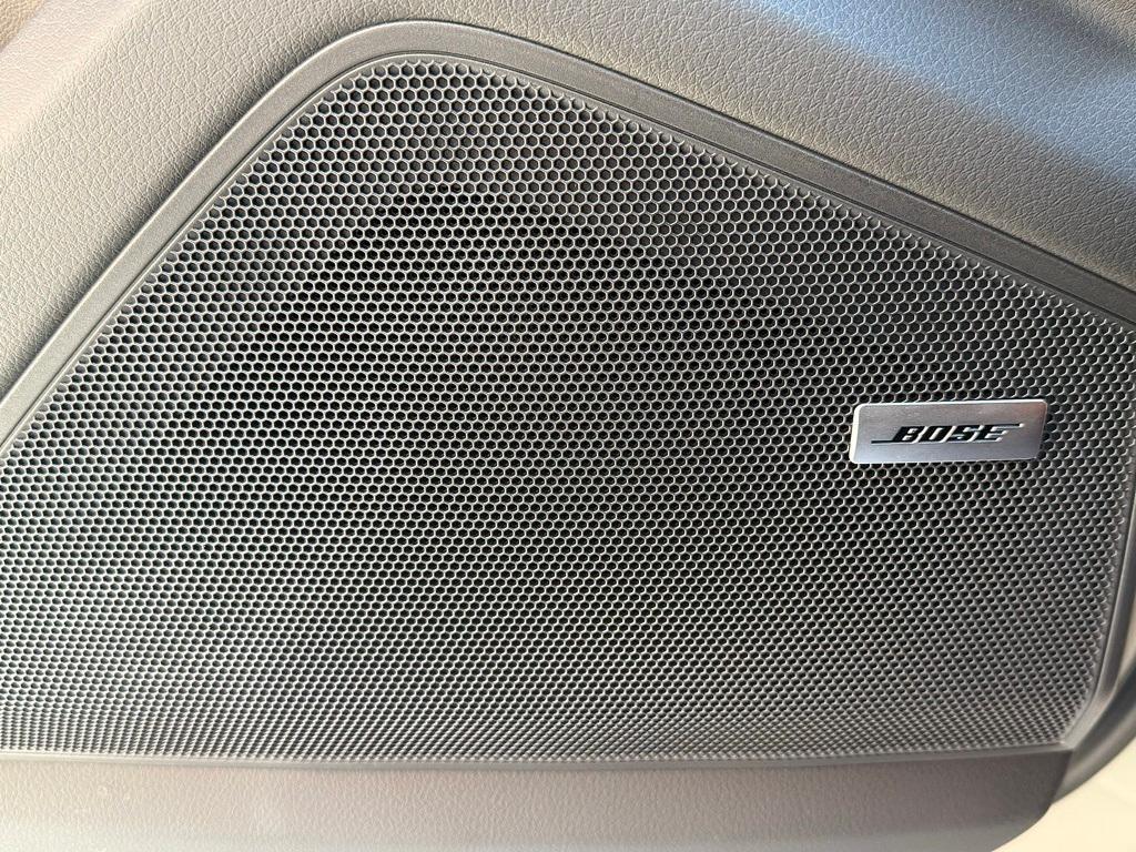 new 2025 Porsche Cayenne car, priced at $109,915