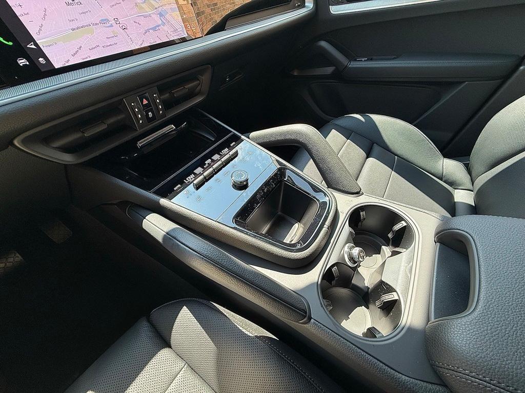 new 2025 Porsche Cayenne car, priced at $109,915