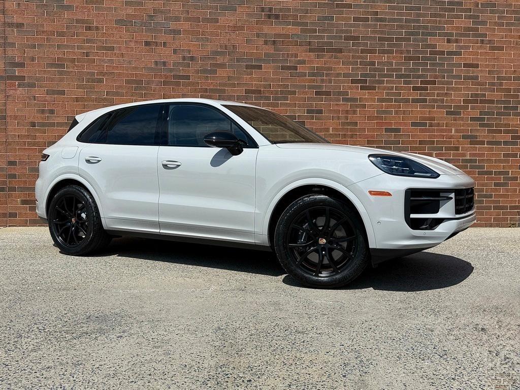 new 2025 Porsche Cayenne car, priced at $109,915