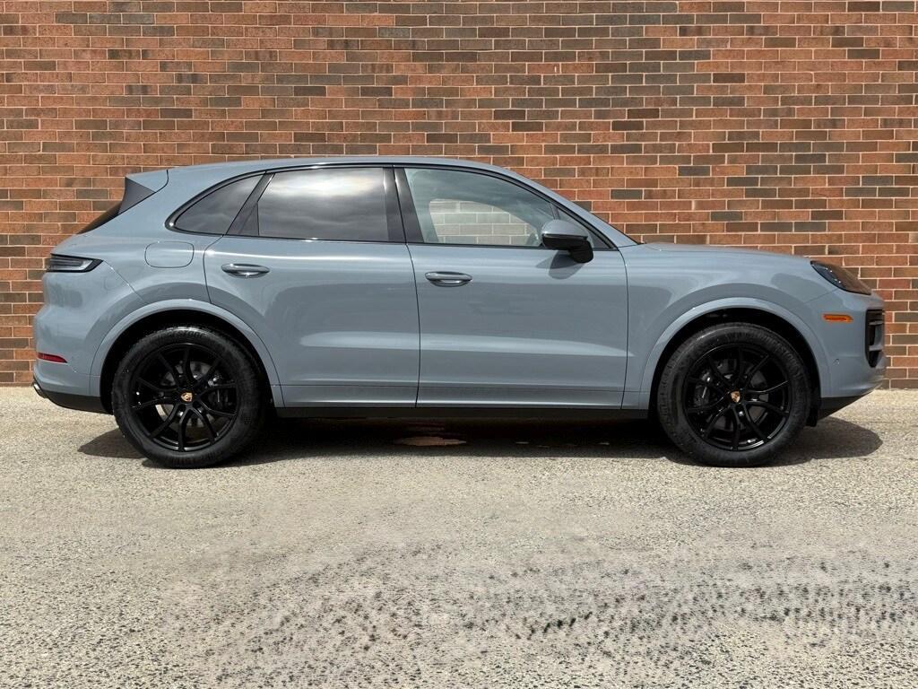 new 2025 Porsche Cayenne car, priced at $108,275
