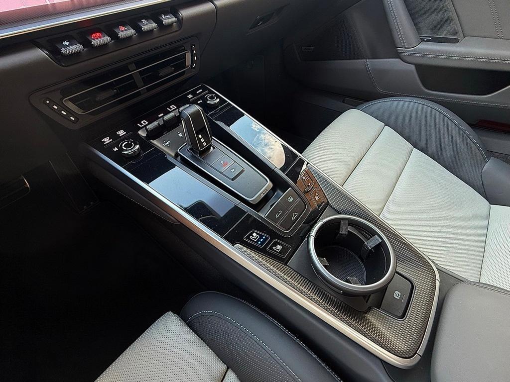 used 2021 Porsche 911 car, priced at $233,799