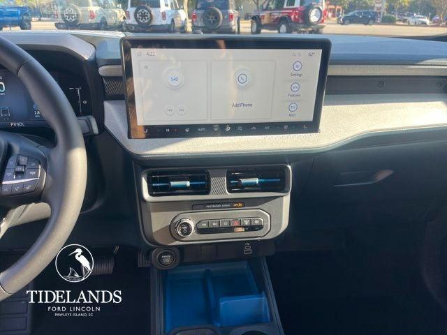 new 2025 Ford Maverick car