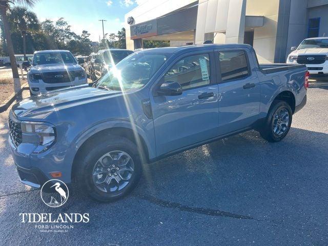 new 2025 Ford Maverick car