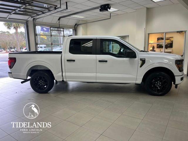 new 2025 Ford F-150 car