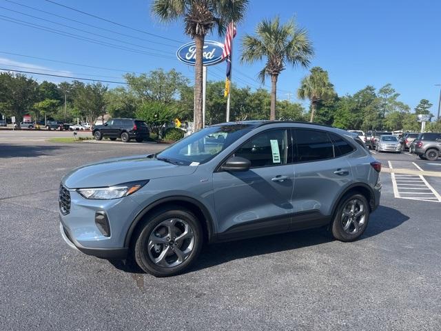 new 2025 Ford Escape car, priced at $35,398