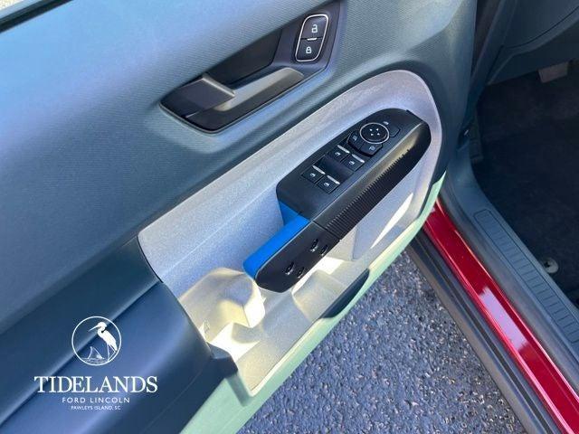 new 2025 Ford Maverick car