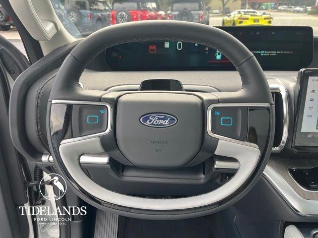 new 2025 Ford Expedition car