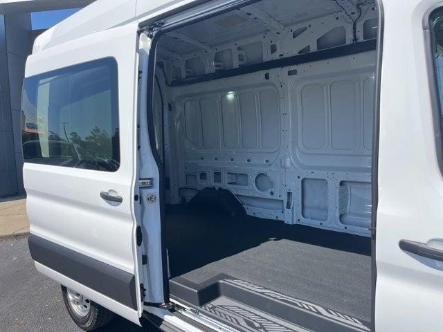 new 2025 Ford Transit-350 car