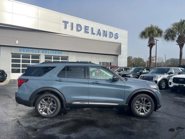 new 2025 Ford Explorer car, priced at $48,795