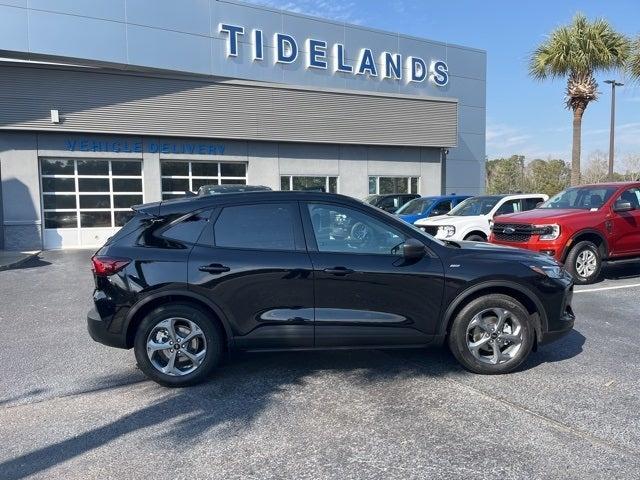 new 2025 Ford Escape car, priced at $33,320