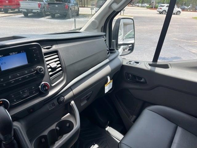 new 2025 Ford Transit-350 car