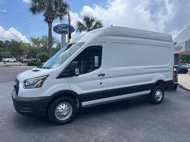 new 2025 Ford Transit-350 car