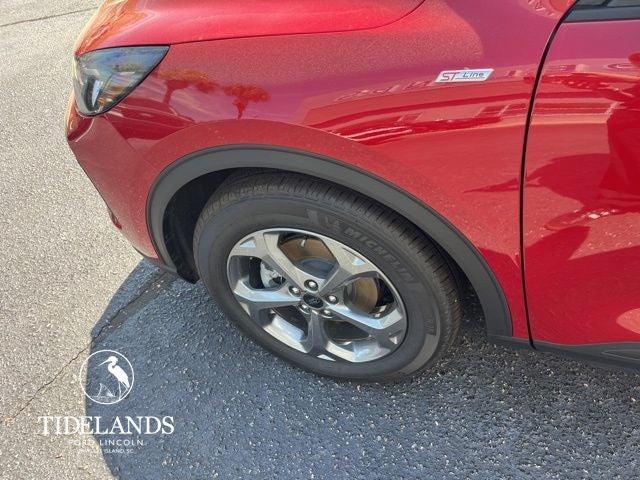 new 2025 Ford Escape car, priced at $36,995