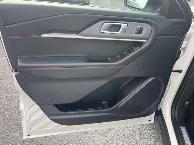 used 2025 Ford Explorer car, priced at $47,995