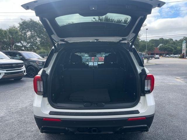 used 2025 Ford Explorer car, priced at $47,995