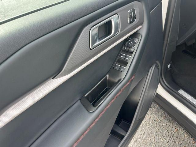 used 2025 Ford Explorer car, priced at $47,995