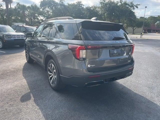 new 2025 Ford Explorer car, priced at $49,550