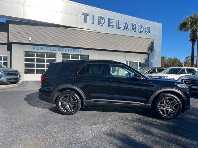 new 2025 Ford Explorer car, priced at $52,240