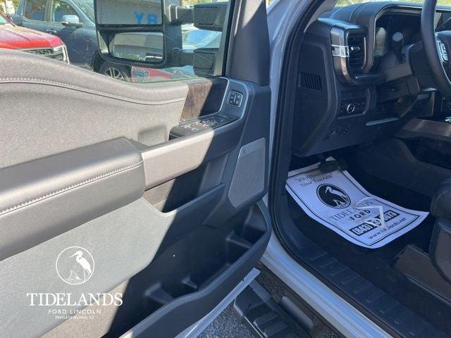 new 2025 Ford F-250 car, priced at $87,145