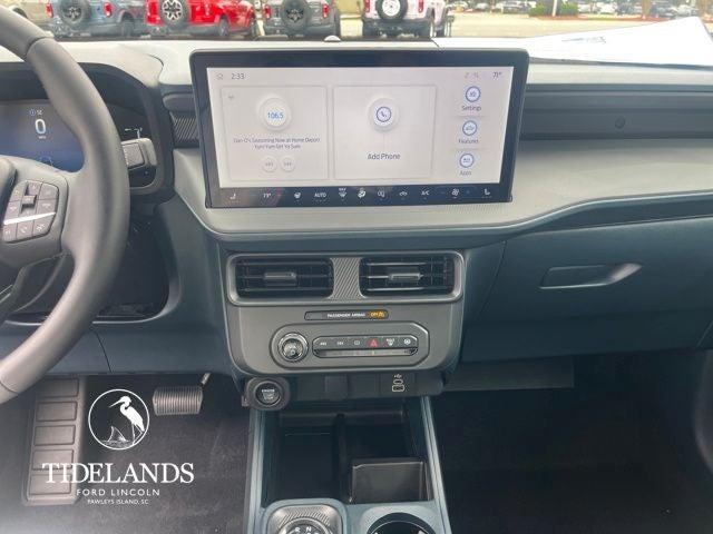 new 2025 Ford Maverick car