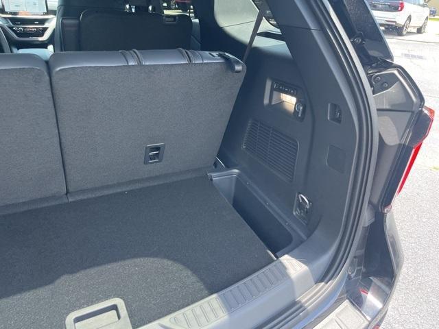 new 2025 Ford Explorer car, priced at $59,485