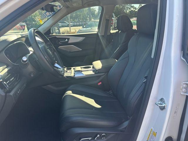 used 2024 Acura MDX car, priced at $40,560