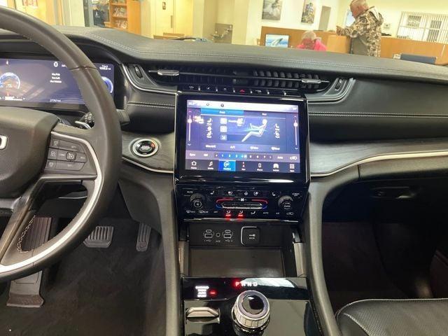 used 2024 Jeep Grand Cherokee L car, priced at $35,995