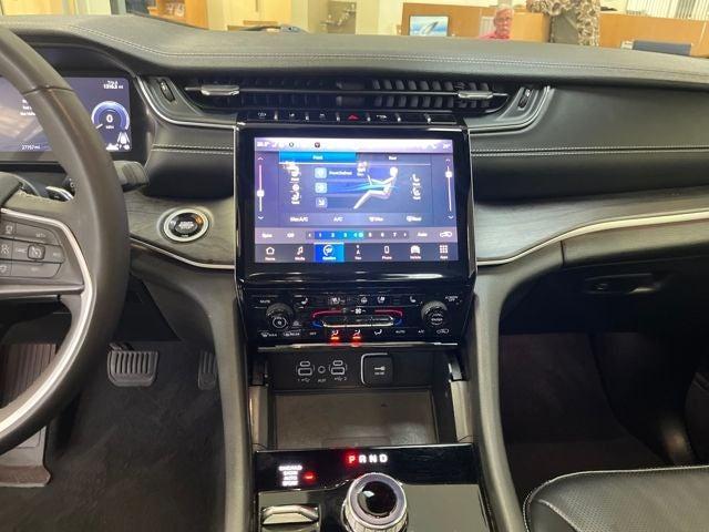 used 2024 Jeep Grand Cherokee L car, priced at $35,995