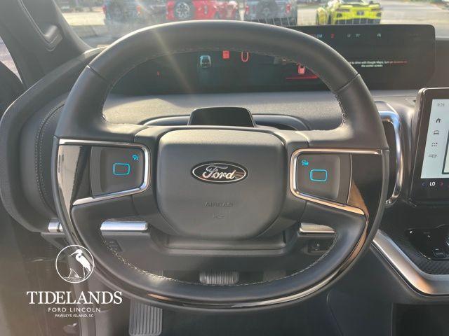 new 2025 Ford Expedition car