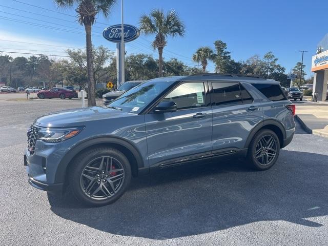 new 2025 Ford Explorer car