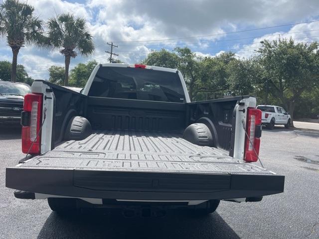 new 2025 Ford F-250 car, priced at $84,635