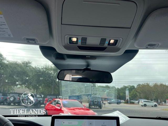 new 2025 Ford Explorer car