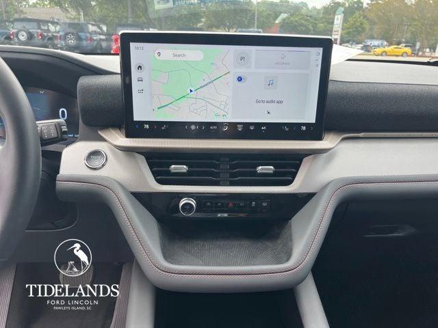 new 2025 Ford Explorer car