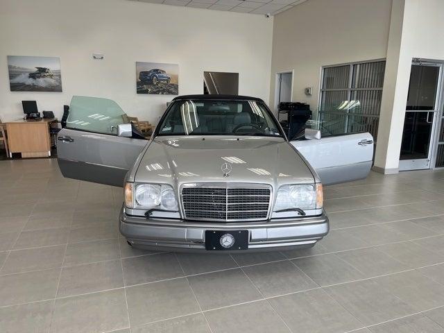 used 1995 Mercedes-Benz E-Class car, priced at $29,995