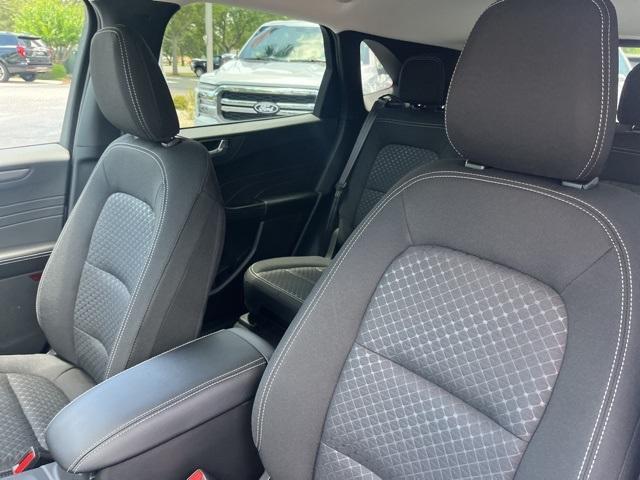 new 2025 Ford Escape car, priced at $32,595