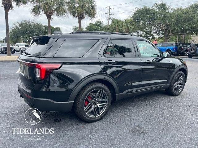 new 2025 Ford Explorer car, priced at $46,707