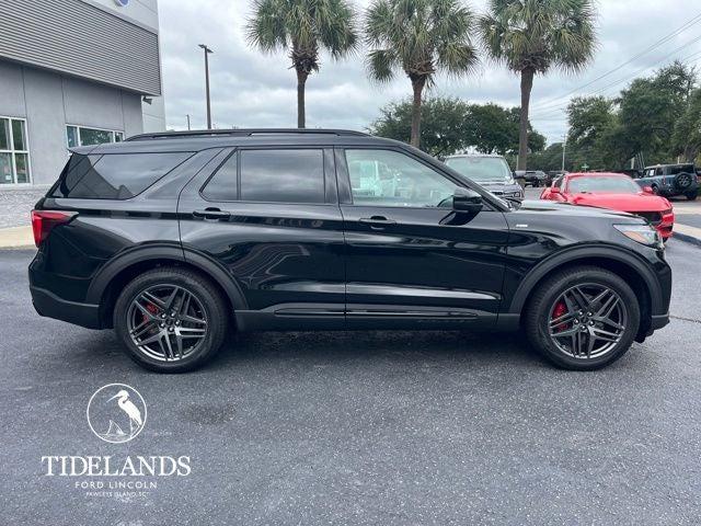 new 2025 Ford Explorer car, priced at $46,707