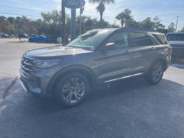 new 2025 Ford Explorer car, priced at $48,300