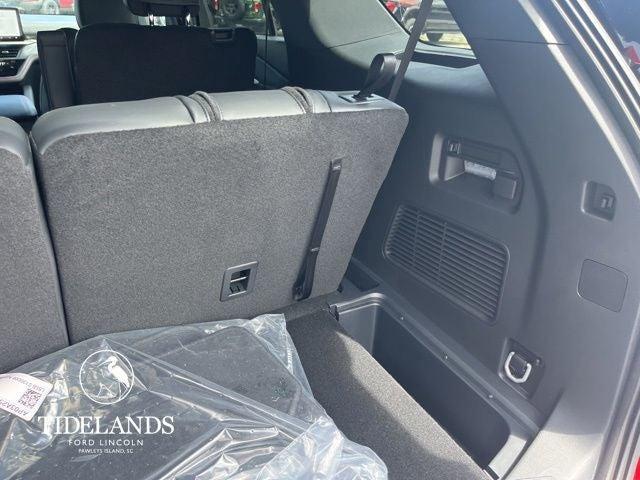 new 2025 Ford Explorer car, priced at $52,515