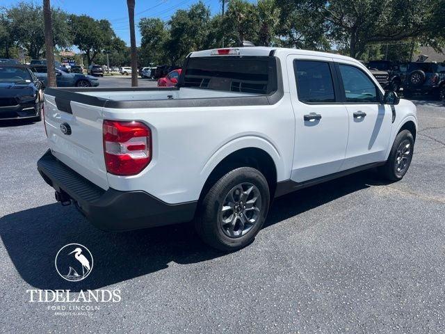 new 2025 Ford Maverick car