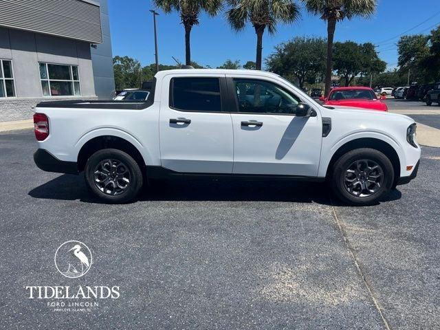 new 2025 Ford Maverick car