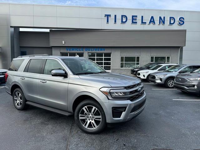 new 2024 Ford Expedition car, priced at $69,600