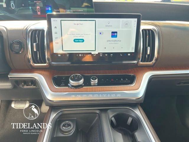 new 2025 Ford Expedition car