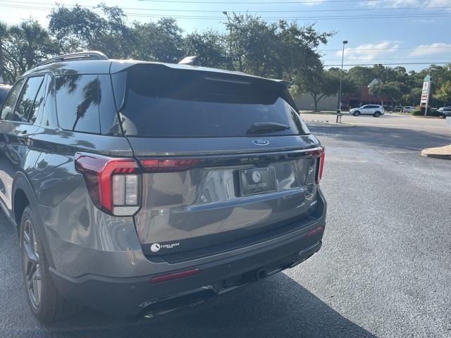 new 2025 Ford Explorer car, priced at $58,435