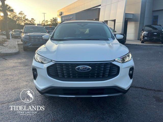 new 2025 Ford Escape car, priced at $39,995