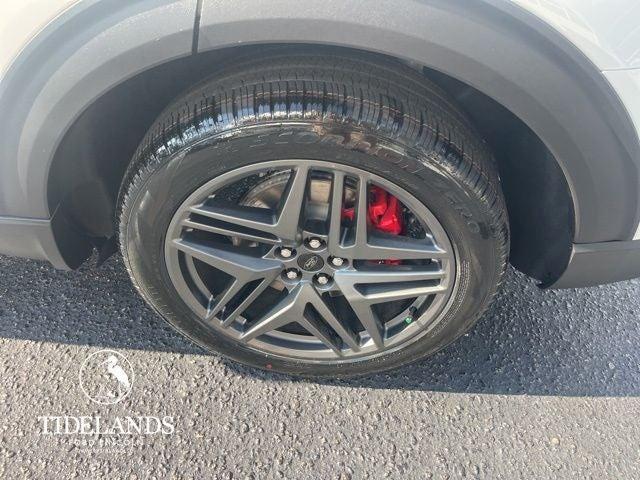 new 2025 Ford Explorer car, priced at $53,995