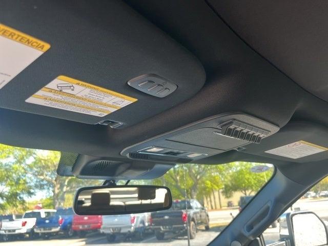 new 2025 Ford F-250 car