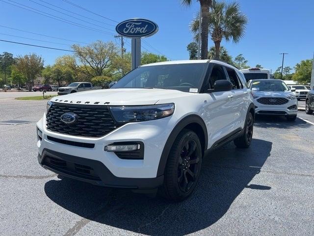 new 2024 Ford Explorer car, priced at $46,495